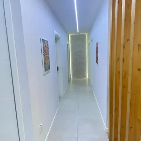 Sea La Vie Apartment *